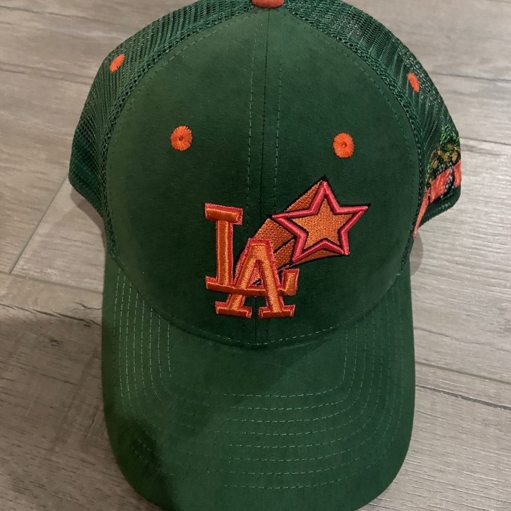 Green LA trucker hat